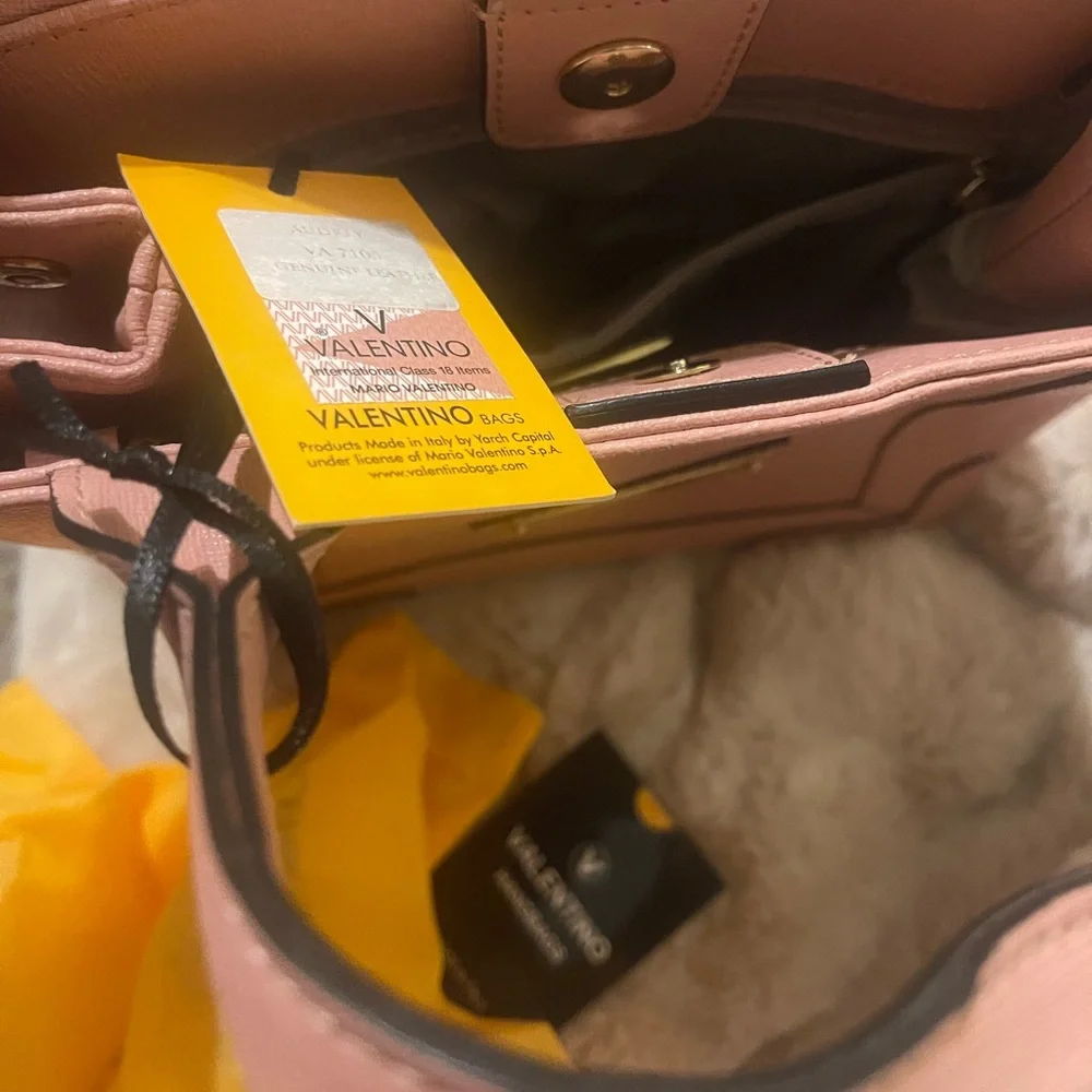 Valentino Pink Tote Bag - Picture 6 of 10